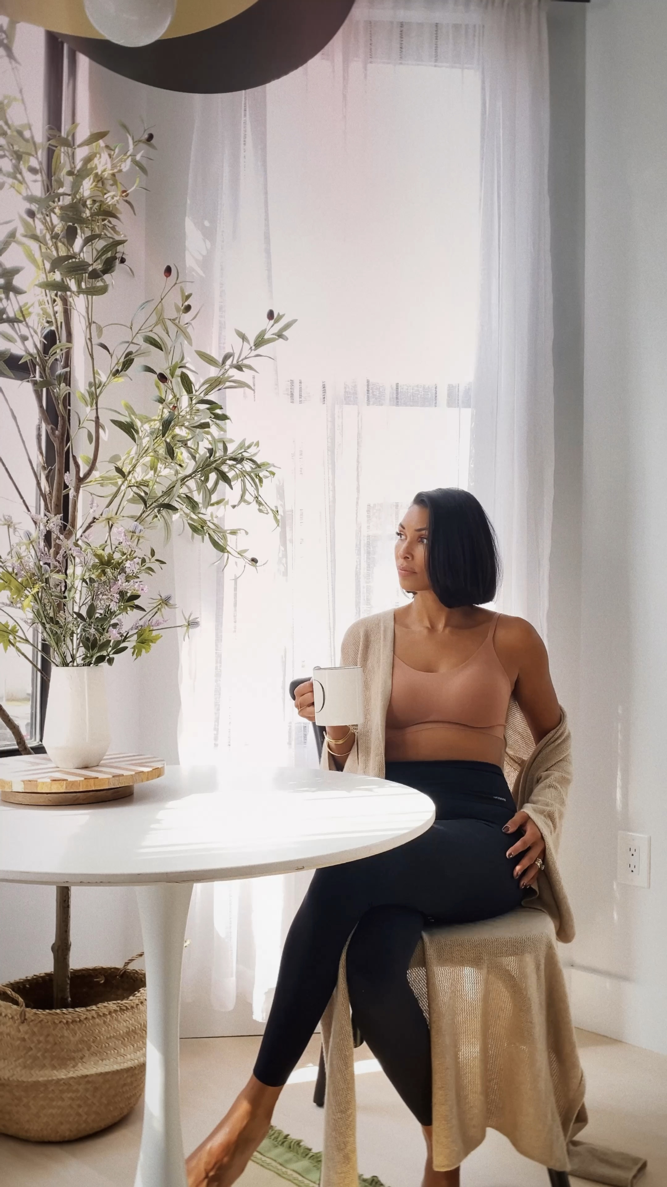 Coffee and the @neiwaiofficial Barely Zero Spaghetti Strap Bra 💕 It feels like wearing nothing at all—perfect for lounging or everyday wear. If you’re looking for premium essentials that you’ll never want to take off, NEIWAI has you covered. Use my code DB15 for 15% off your first purchase and experience the difference yourself!✨ #MadeToLiveIn #NEIWAI #ComfortinAction #NEIWAIPartner 