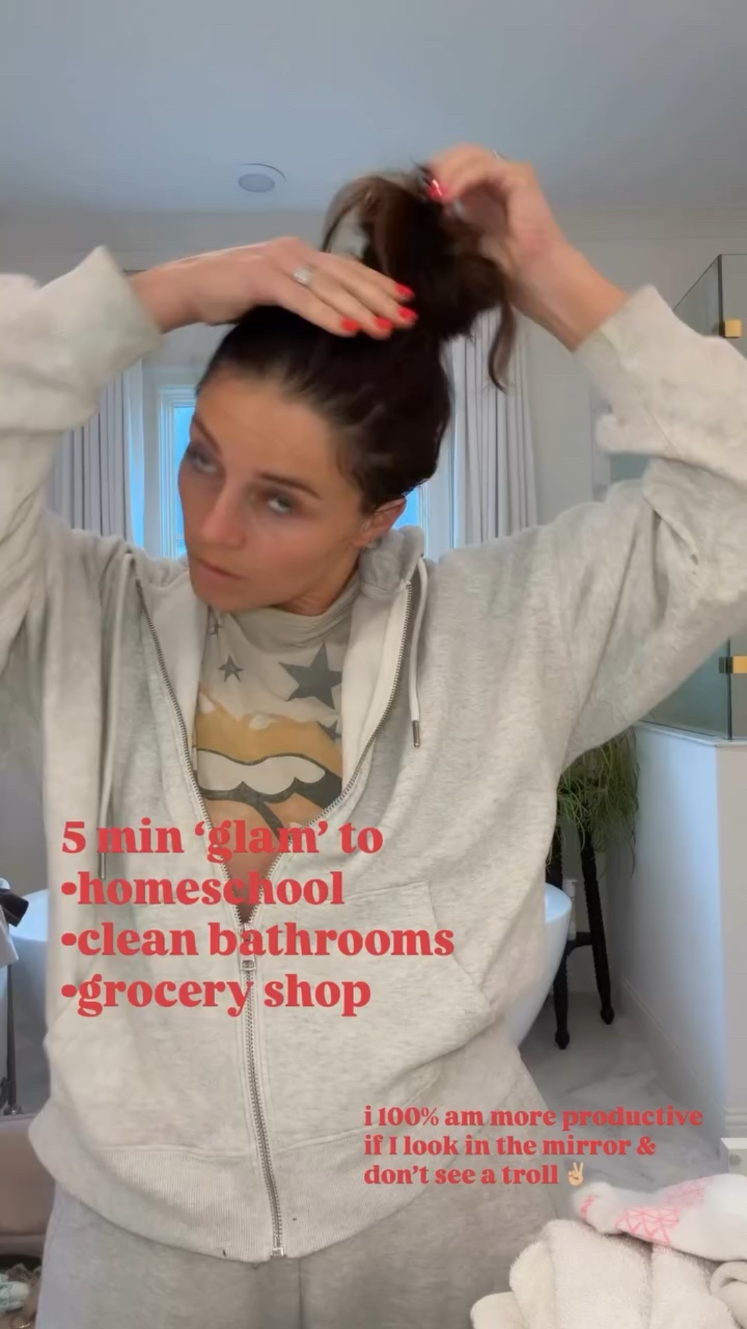 5 min ‘glam’ to
•homeschool
•clean bathrooms
•grocery shop
 i 100% am more productive if I look in the mirror & don’t see a troll ✌🏼

#LTKdayinmylife #LTKmomlife #LTKgrwm