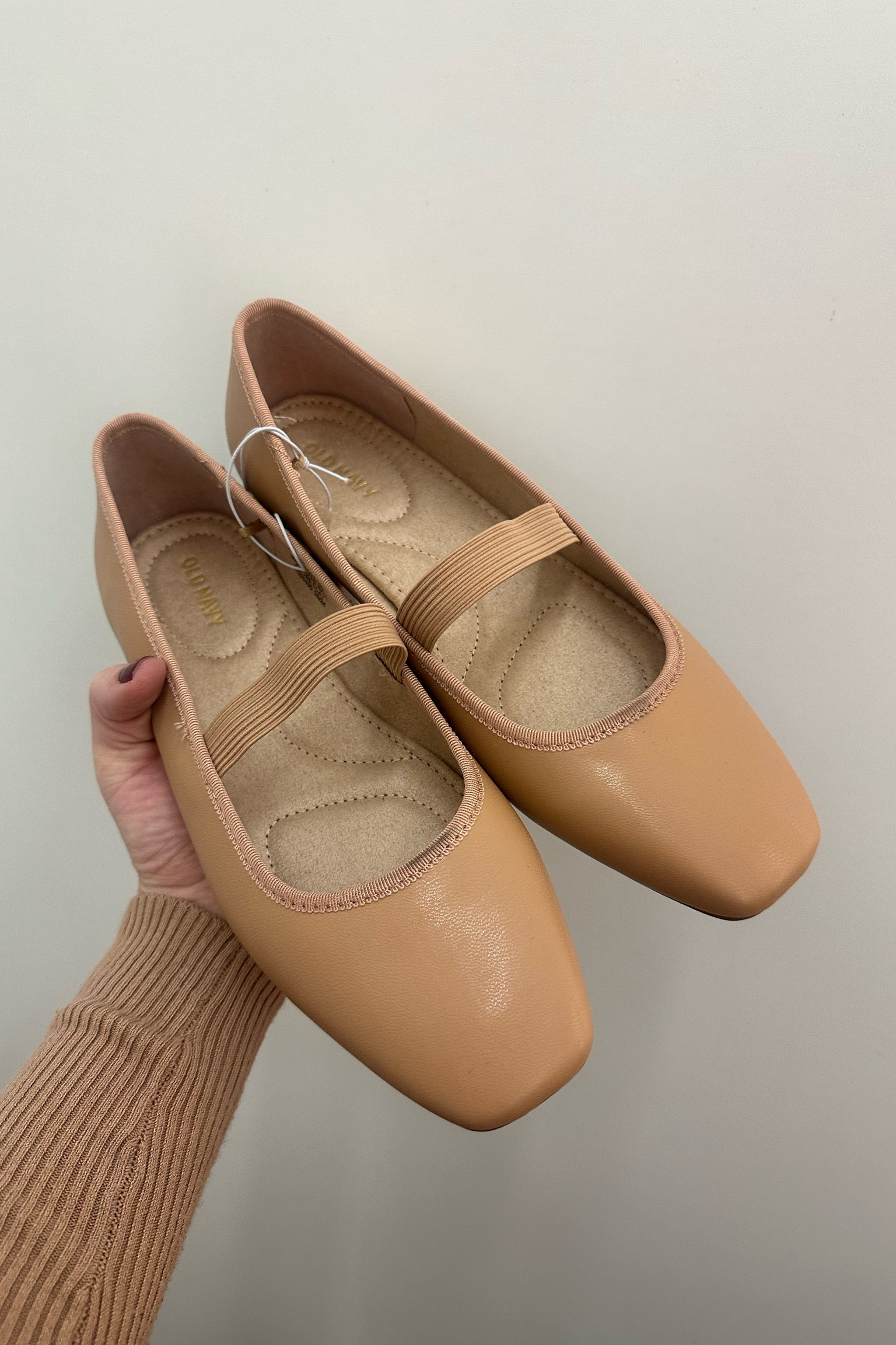 I have these and black and gold and they are SO comfortable. This tan color is perfection!

#LTKFindsUnder50 #LTKShoeCrush