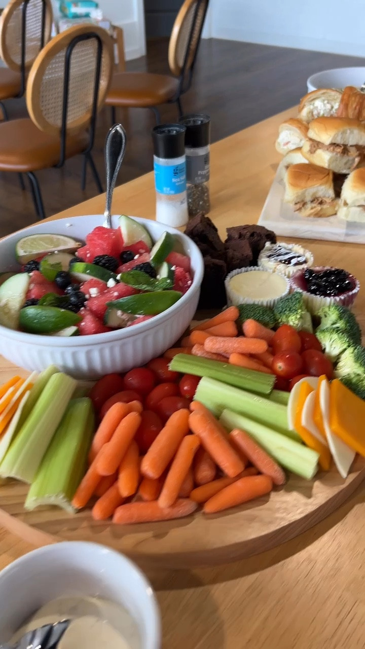 Baby boy sprinkle 🩵

#LTKParties #LTKBaby #LTKBump