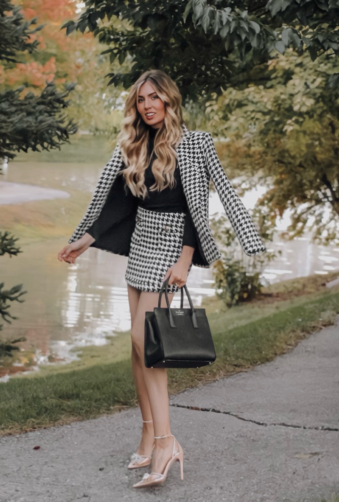 Blazer and skirt set 

#LTKHoliday #LTKstyletip #LTKSeasonal