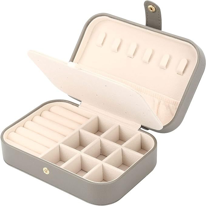 FEISCON Jewelry Organizer, Small Jewelry Box Mini Jewelry Travel Case Storage and Organizer Porta... | Amazon (US)