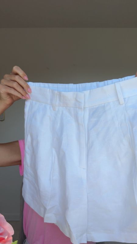White linen shorts 
A must in your capsule wardrobe 


#LTKtravel #LTKsummer #LTKstyletip