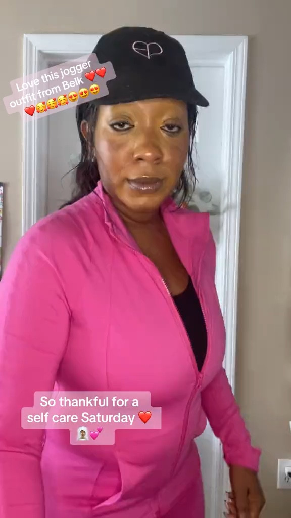 Love this pink jogging suit from Belk! Brand is Yogalicious ❤️ Found similar links with Nordstrom Rack and J. Crew  #pinkyogaoutfit #workoutclothes #belk #nordstromrack #black hat #sneakers #selfcare #selfcaremom #spaday #health #wellness #healthtok #momsoftiktok 

#LTKfitness #LTKhome #LTKVideo