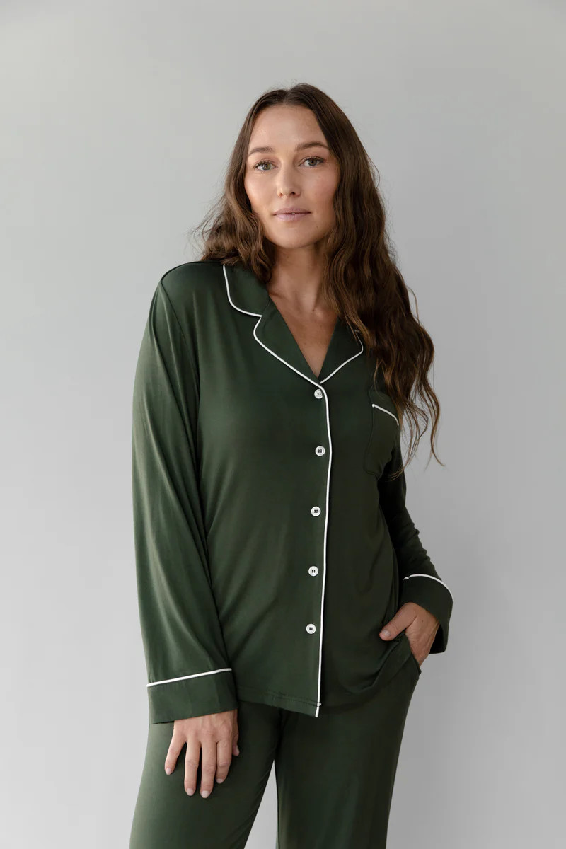 Women's Stretch-Knit Long Sleeve Bamboo Pajama Set | Cozy Earth