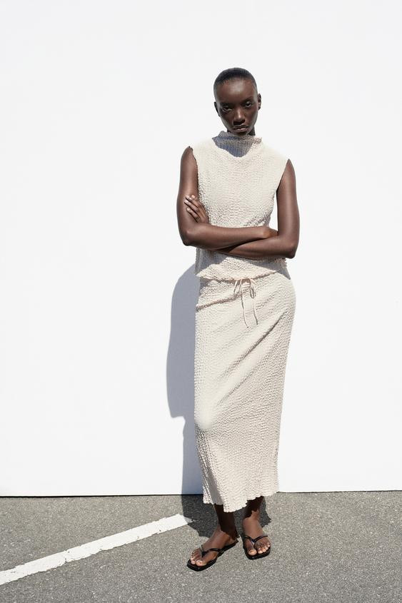 JUPE MI-LONGUE TEXTURÉE | Zara UK