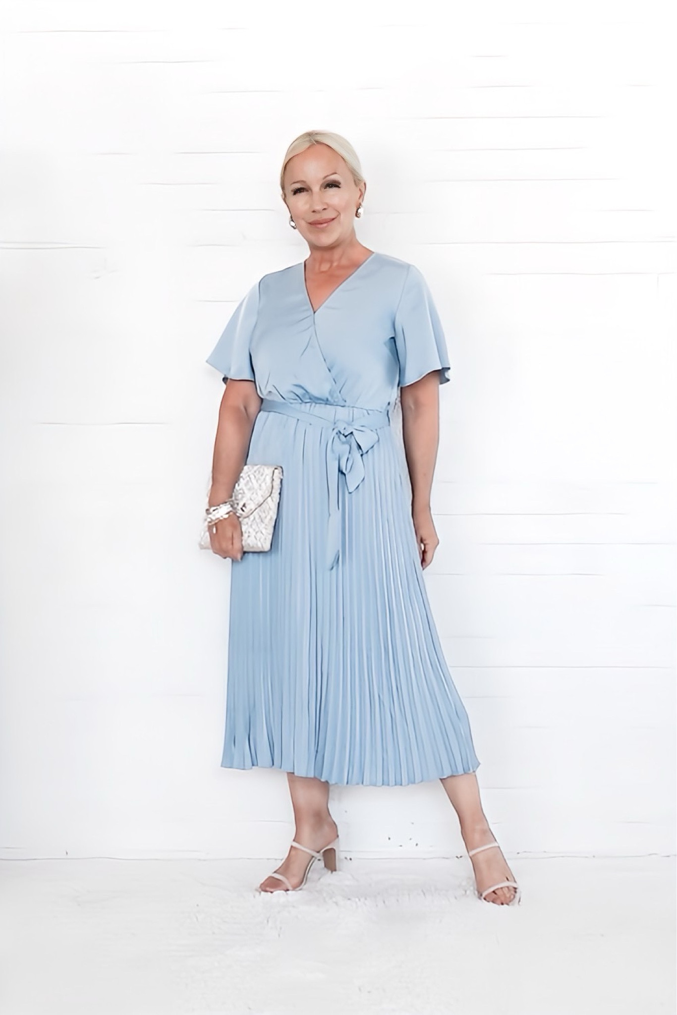 Elegant Amazon Summer Dresses for Midlife Arms [ Wedding Guest Dress / Elegant / Classic Style / Workwear / Neutral / Over 40 / Over 50 / Over 60 ]


#LTKOver40 #LTKFindsUnder50 #LTKWedding