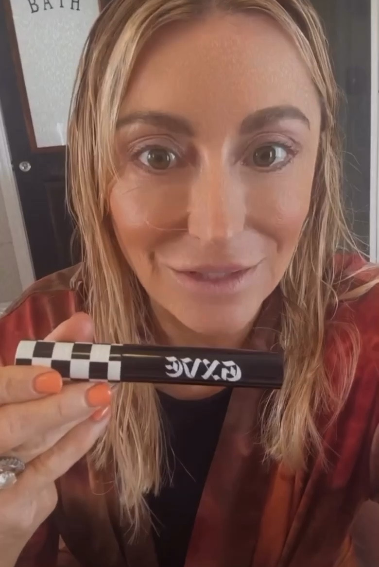 My favorite mascara from Gwen Stefani is on sale! I tried it on for you in this clip, it’s SO GOOD! 
#makeup # beauty 

#LTKSaleAlert #LTKBeauty #LTKGiftGuide