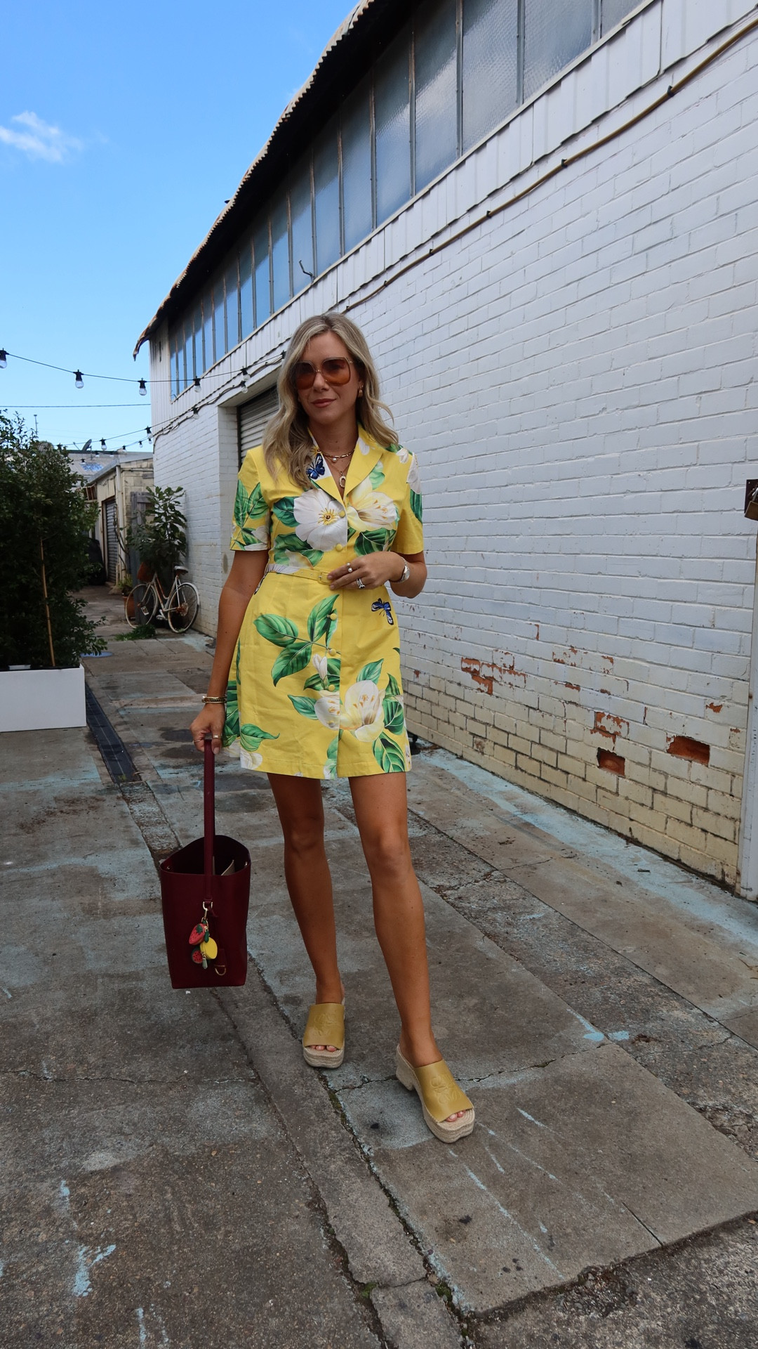 Bringing in some sunshine in this yellow floral dress

Brigette Mini Dress in Joie Print in Sunshine size AU 10 Leo Lin
Petal Anagram leather espadrille wedges size EU 41/AU 10 Loewe
The Bucket Soft Tote Plum Nude Maison de Sabre
The SABRÉMOJI™ Fruit Charm Corn/Lime/Strawberry/Watermelon/Tomato
Aly square-frame gold tone sunglasses Chloé

#LTKaustralia #LTKspring #LTKdresses