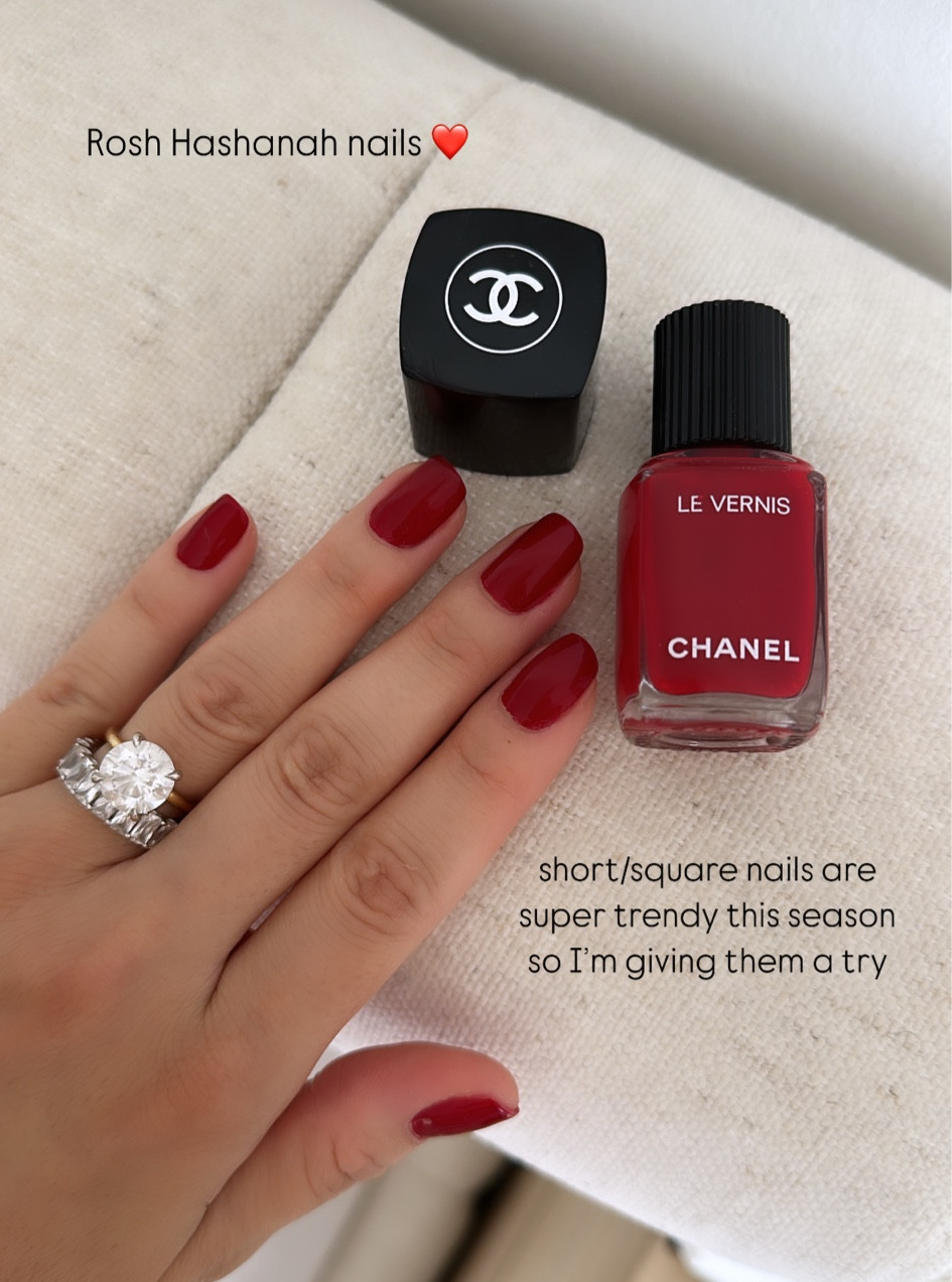 This weeks nails… obsessed with this red shade from Chanel Beauty ❤️

#LTKBeauty