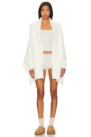 Barefoot Dreams CozyChic Blanket Wrap in Pearl from Revolve.com | Revolve Clothing (Global)