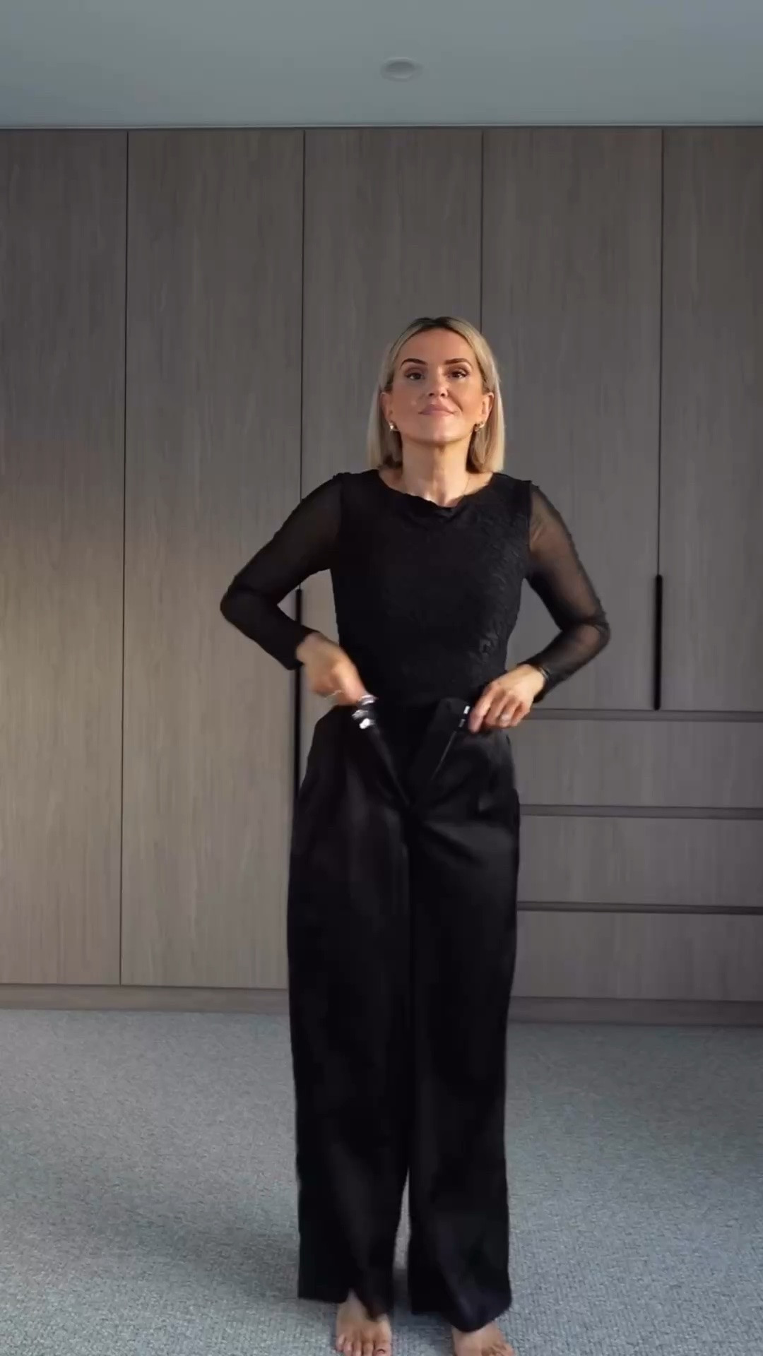 Nothing says “cool mum vibes” quite like a sleek, monochromatic look. ✨ Save for when you need inspo 🤍

How do you like this fit? 

Wearing: 
Top: @petalandpup 
Belt: @syaay.the.label 
Pants: @forcastofficial 
Jacket: @zara 
Bag: @furla 
Flats: @kmartaus ( last season) 
Jewellery: @lovisajewelleryanz (last year) 

#melbournemums #outfitinspirations #mumswhostyle #australianmums #australianstyle