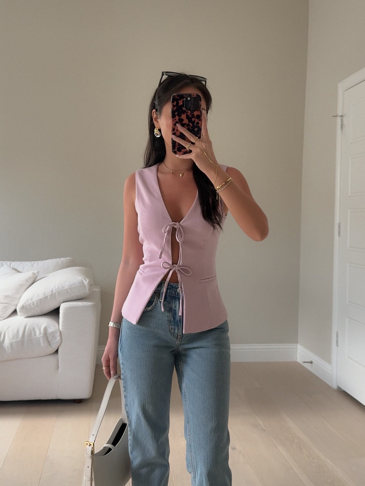 top is size xxs
jeans size 24 short

#LTKFindsUnder100 #LTKPetite