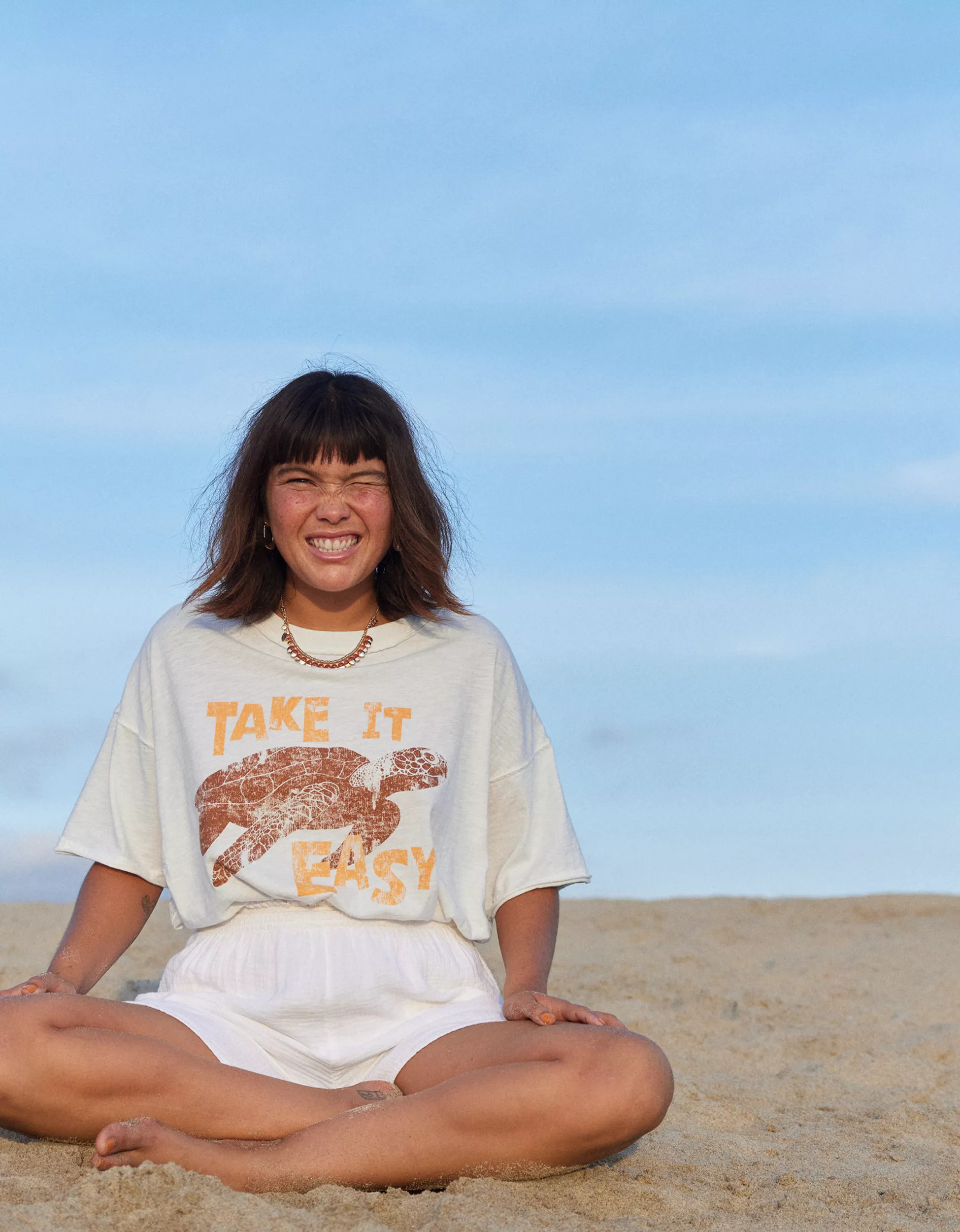 Aerie Graphic Oversized Boyfriend T-Shirt | American Eagle Outfitters (US & CA)