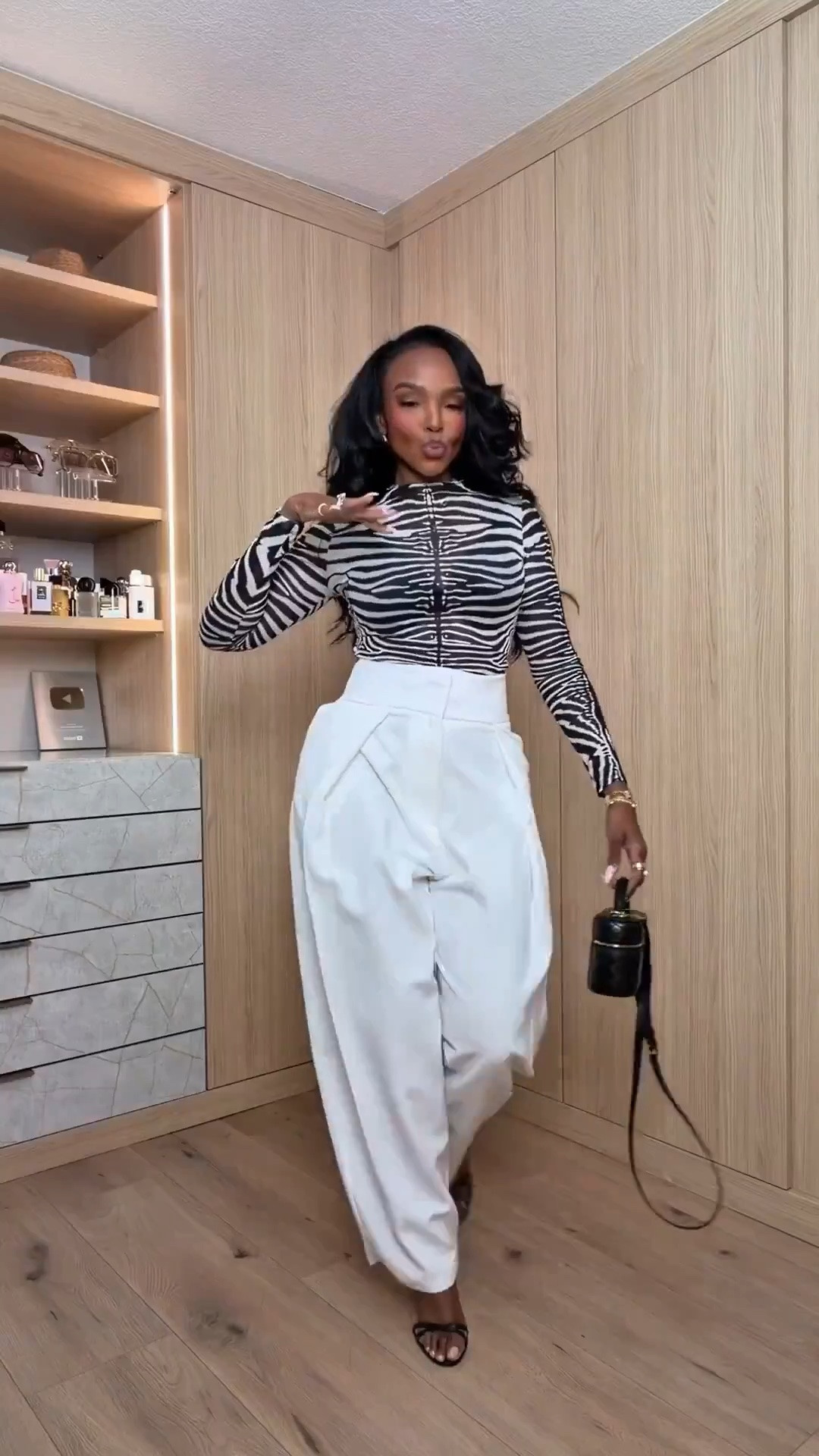 Scroll to shop! ✨ Everything from this look is linked below. 👇🏽    Wearing: Size Small | 5’4” | 140 lbs  📲   Download the FREE LTK app & follow me (@kirasfashionfinds) to shop all my daily finds.  #LTKootd #LTKPetite #LTKU

#LTKWorkwear #LTKgrwm