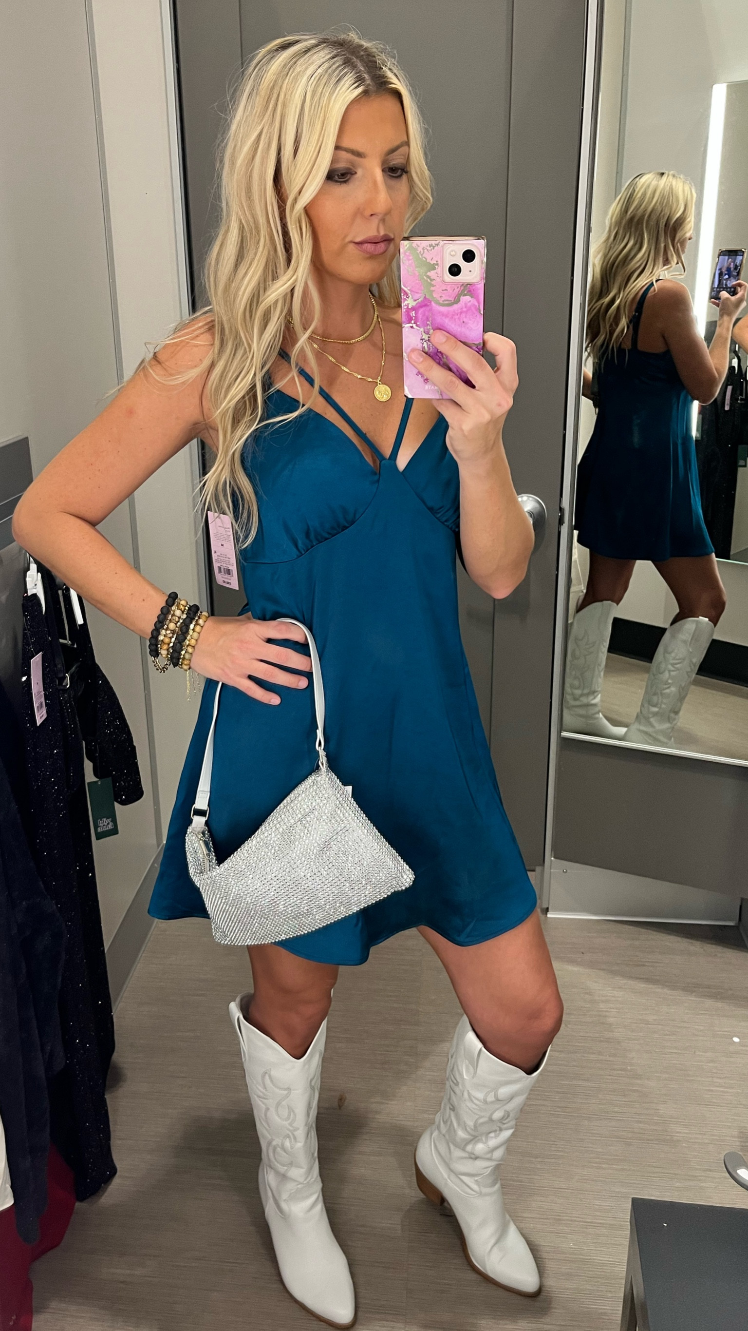 Adore this satin dress from target for new years Eve!

Christmas, holiday dress, Black Friday sale, New Year’s Eve, party dress, on sale, holiday outfit, Christmas dress, New Year’s Eve outfit

#LTKunder50 #LTKHoliday #LTKSeasonal