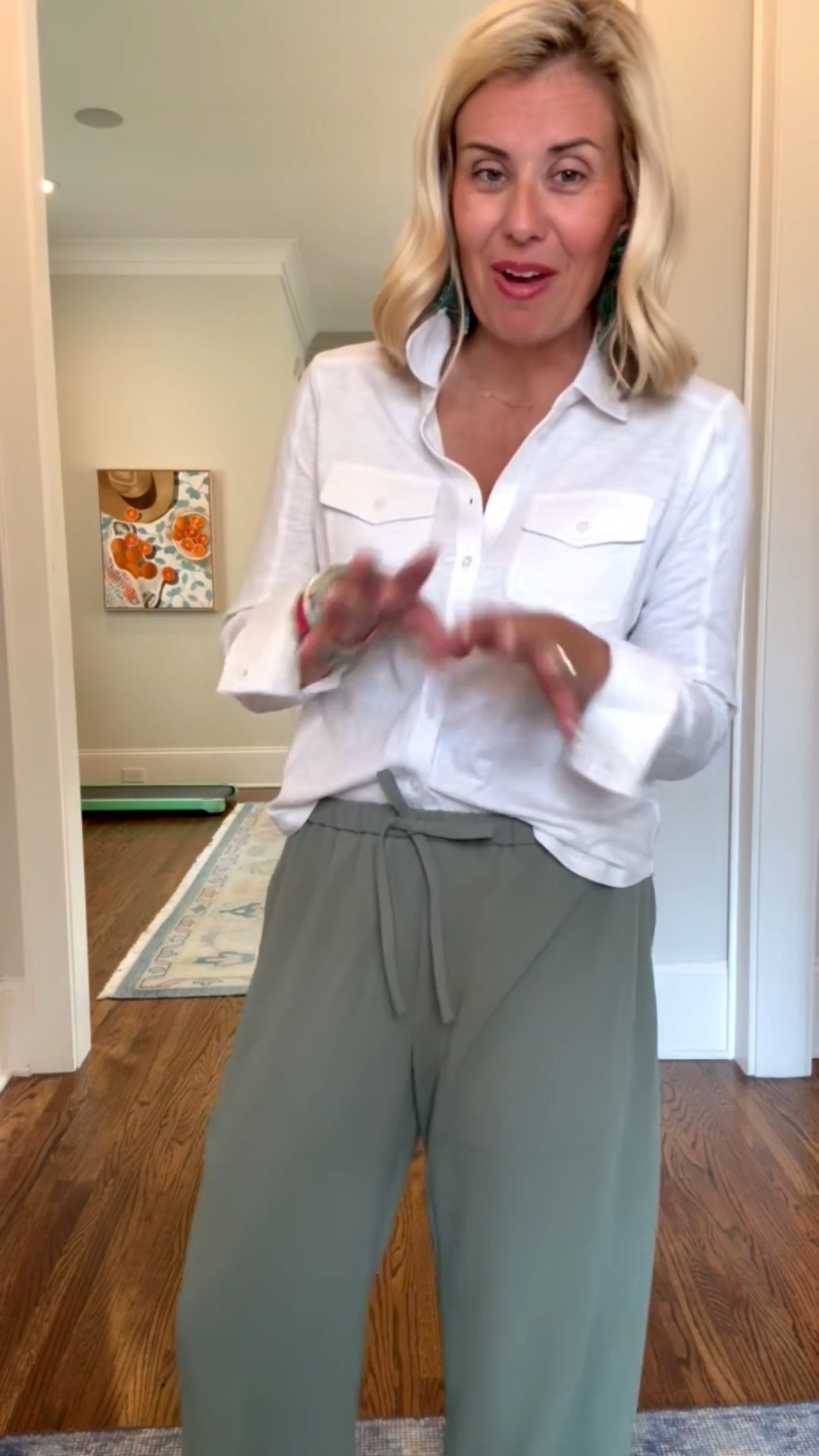 The top and pants you are not going to be able to live without. Literally going to wear both of these year-round. 

Top - 2 
Pants - small petite 
Shoes - 8 tts 

Codes:
Boden - WXNW
Allie + Bess - Catherine20


#LTKdayinmylife #LTKootd #LTKmomlife