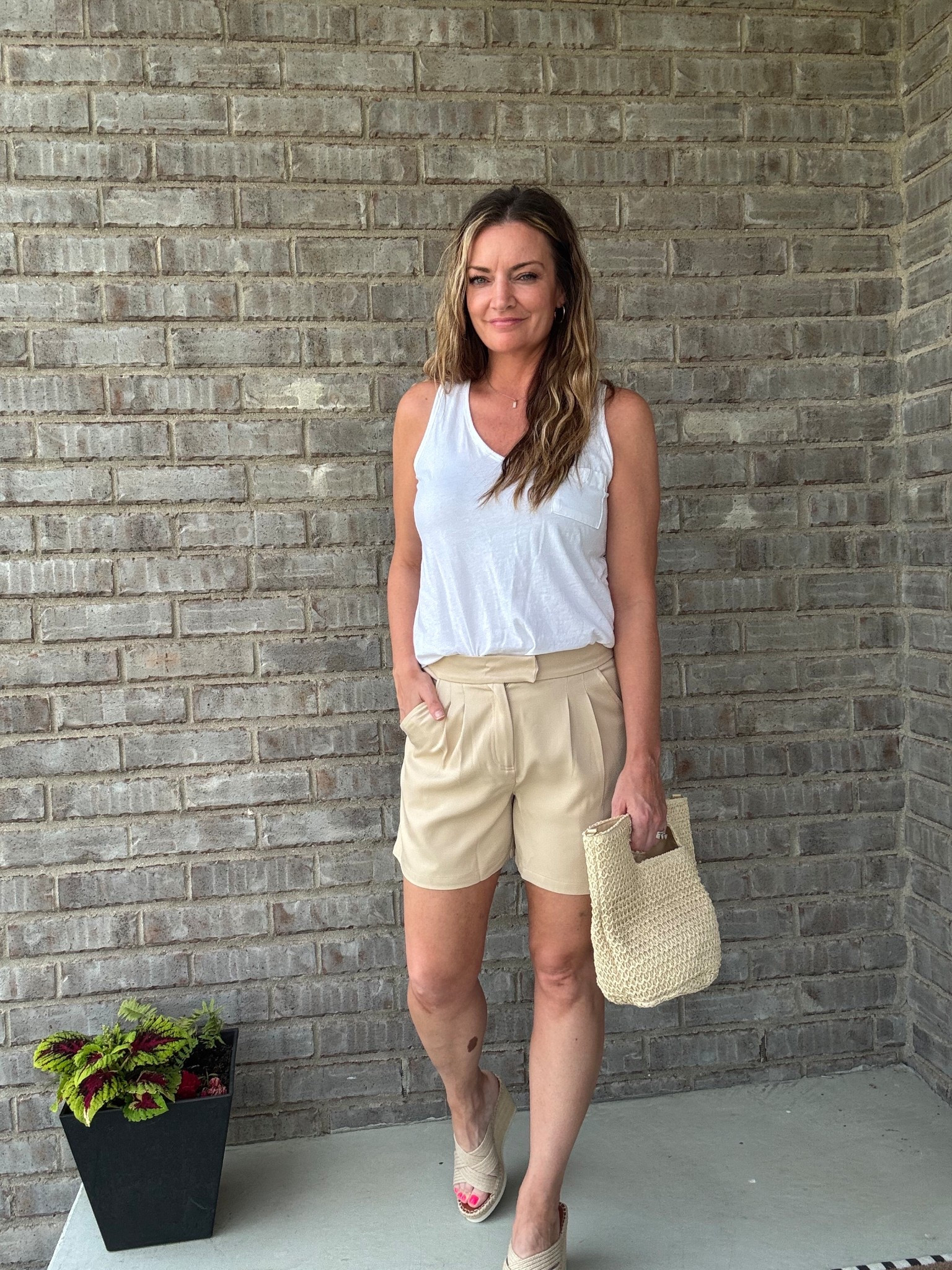 Dress shorts that look classy and are inexpensive 

#LTKStyleTip #LTKOver40 #LTKWorkwear