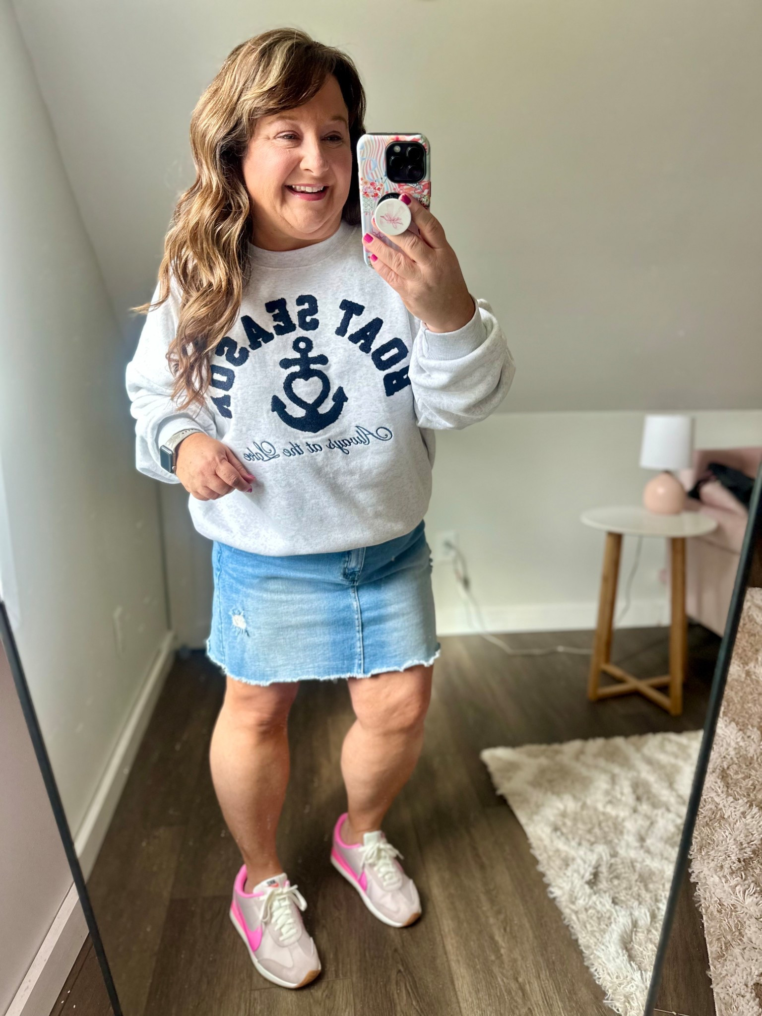 Boat Season, one of my favorites!! Runs TTS, for a slightly oversized fit. 

#LTKOver40 #LTKmomlife #LTKootd
