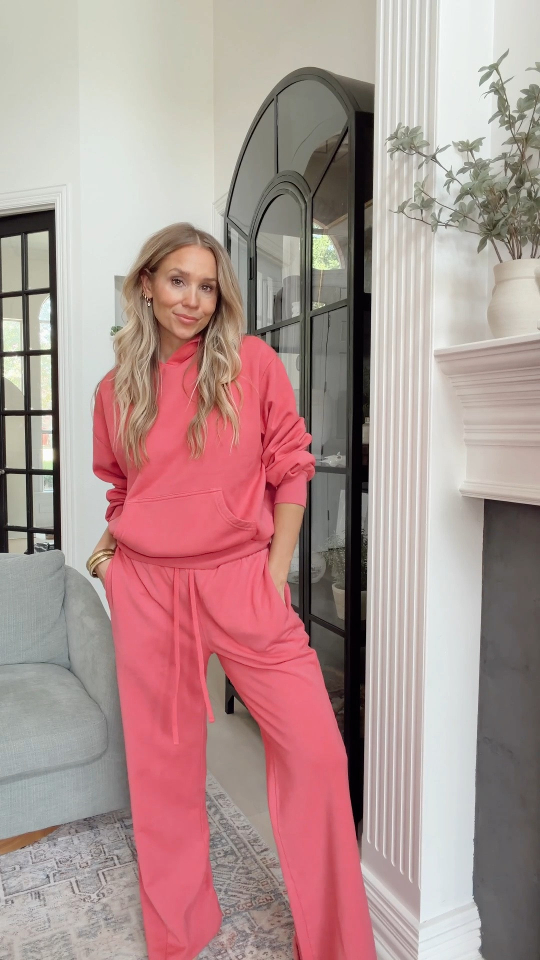 Loving this wide leg sweat set from Walmart🤍 the color is stunning and they’re so cozy.

They didn’t have my size so I’m wearing a medium, but I would’ve gotten my tts (small).

5’5” // 120 ish lbs

#LTKootd #LTKdayinmylife #LTKgrwm