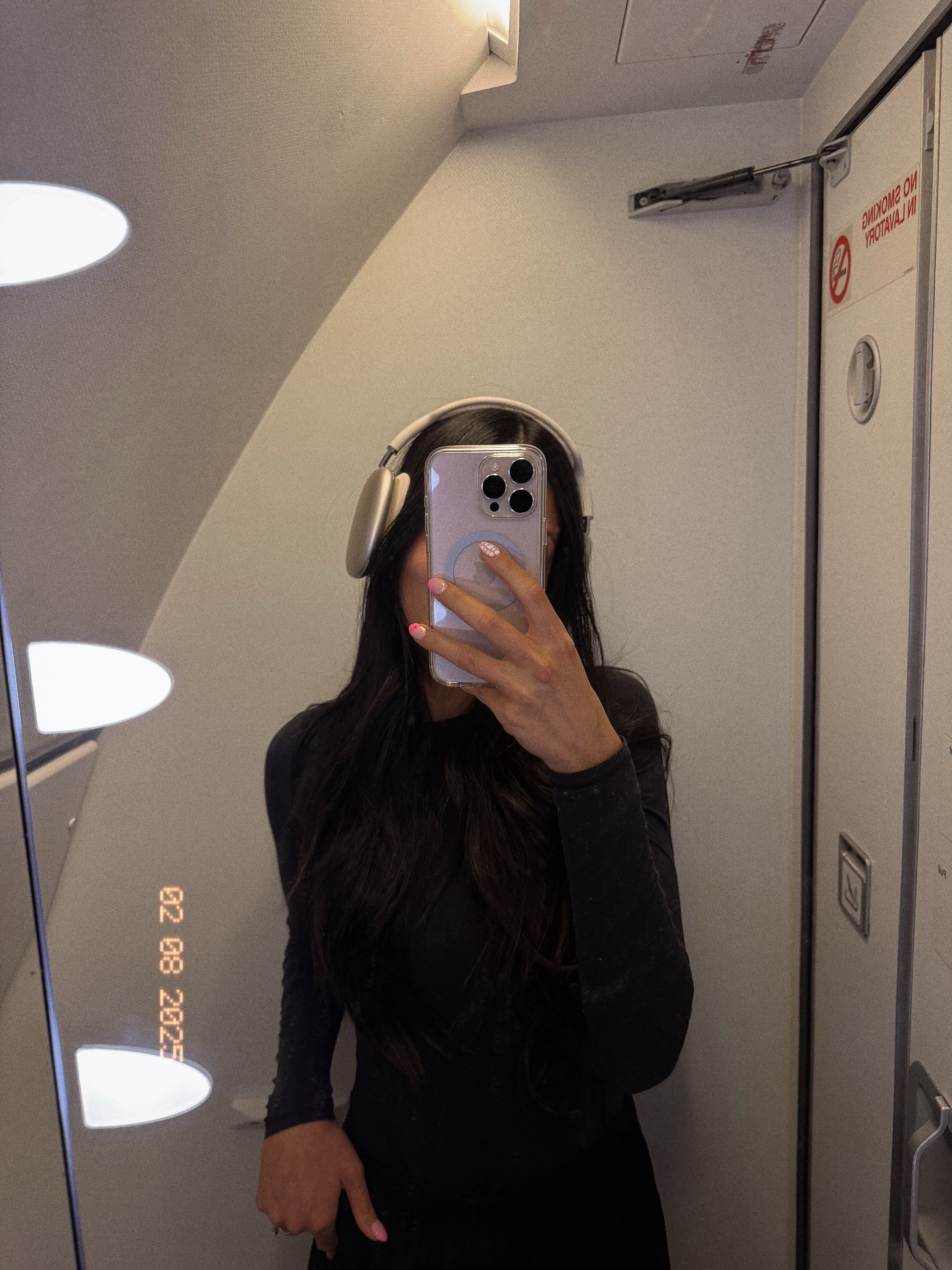 Airport outfit ✈️

#LTKTravel #LTKActive #LTKStyleTip