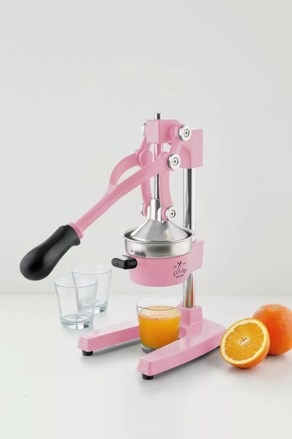 Zulay Kitchen Professional Heavy Duty Citrus Juicer | Urban Outfitters (US and RoW)