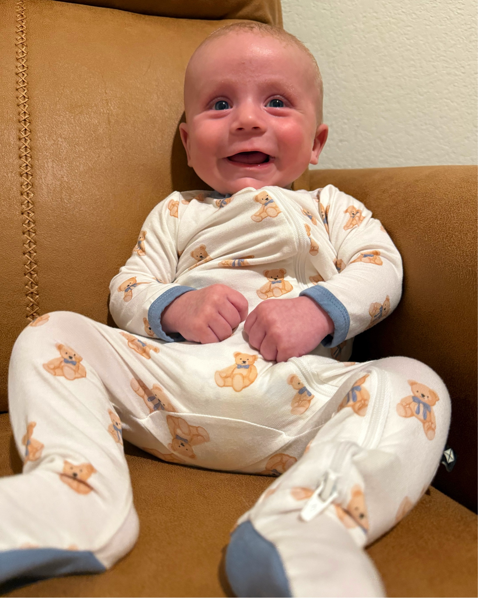 Teddy pjs🫶🏼✨

#LTKKids #LTKHoliday #LTKBaby