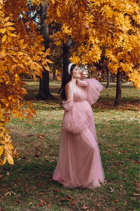 Find me in the leaves 🍁 literally in love with how all of these maternity photos turned out! And I’ve linked the dress for anyone who wants to feel like a princess 👑 it comes in SO many colors and is gorgeous! Maternity shoot fall photoshoot maternity dress

#LTKfindsunder100 #LTKHoliday #LTKbump