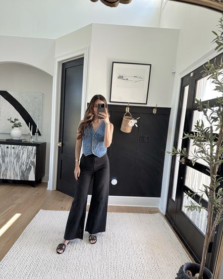 Outfit deets!! Jeans are sold out but I linked similar ones! Vest is almost sold out but available in white and a few in black. I will also link other options!

Outfit, Abercrombie, fashion, Gucci, sandals, marble, home decor, mirror 

#LTKHome #LTKStyleTip #LTKParties