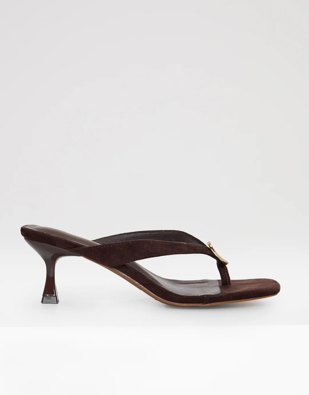 Toe Post Kitten Heels in Chocolate Brown | Threadbare UK