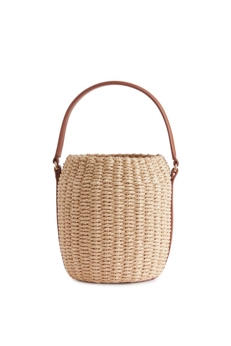 Straw Bucket Bag | H&M (UK, MY, IN, SG, PH, TW, HK)