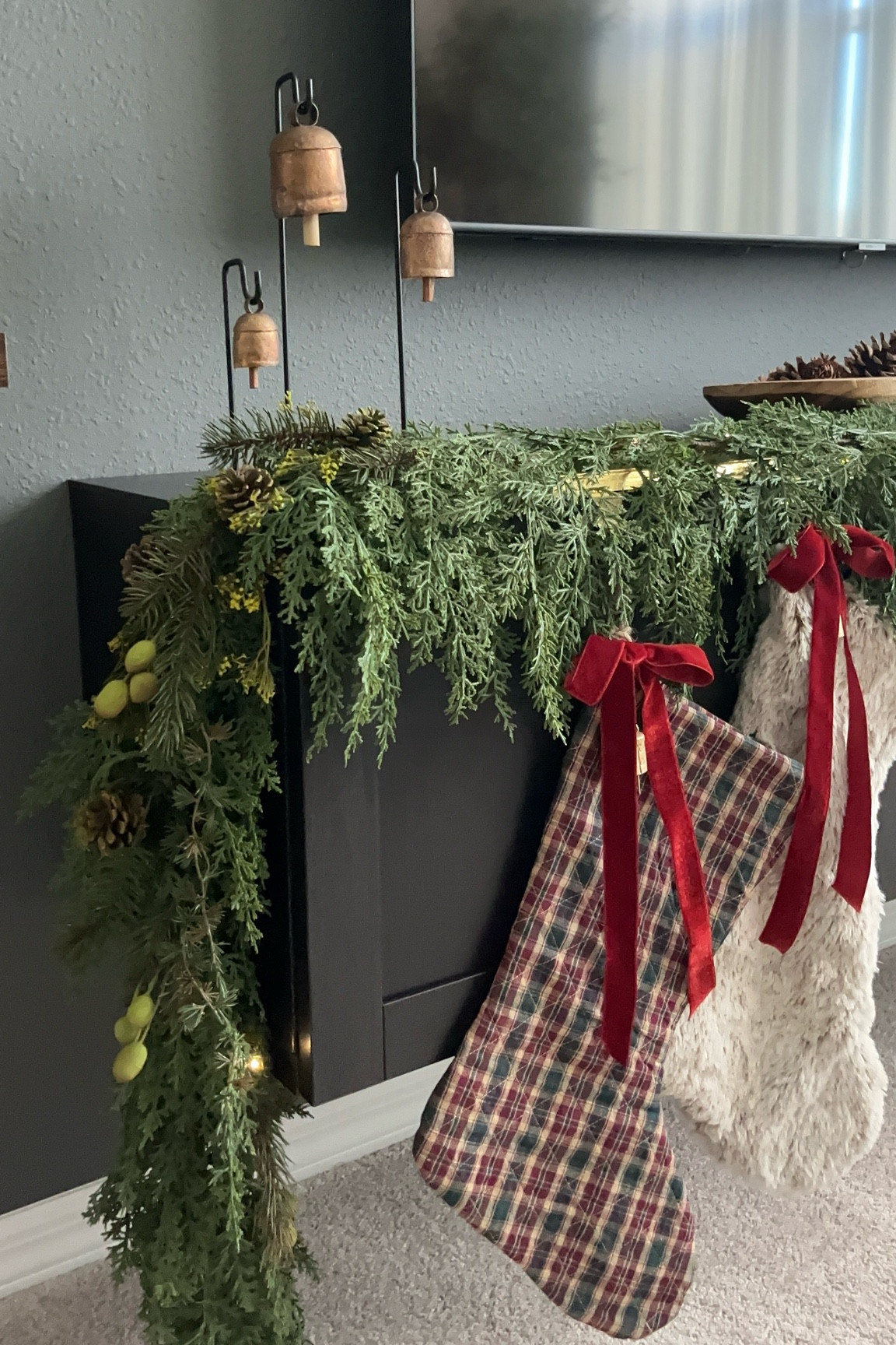 Christmas TV console decor ✨🎁🌲

#LTKHome #LTKSeasonal #LTKHoliday
