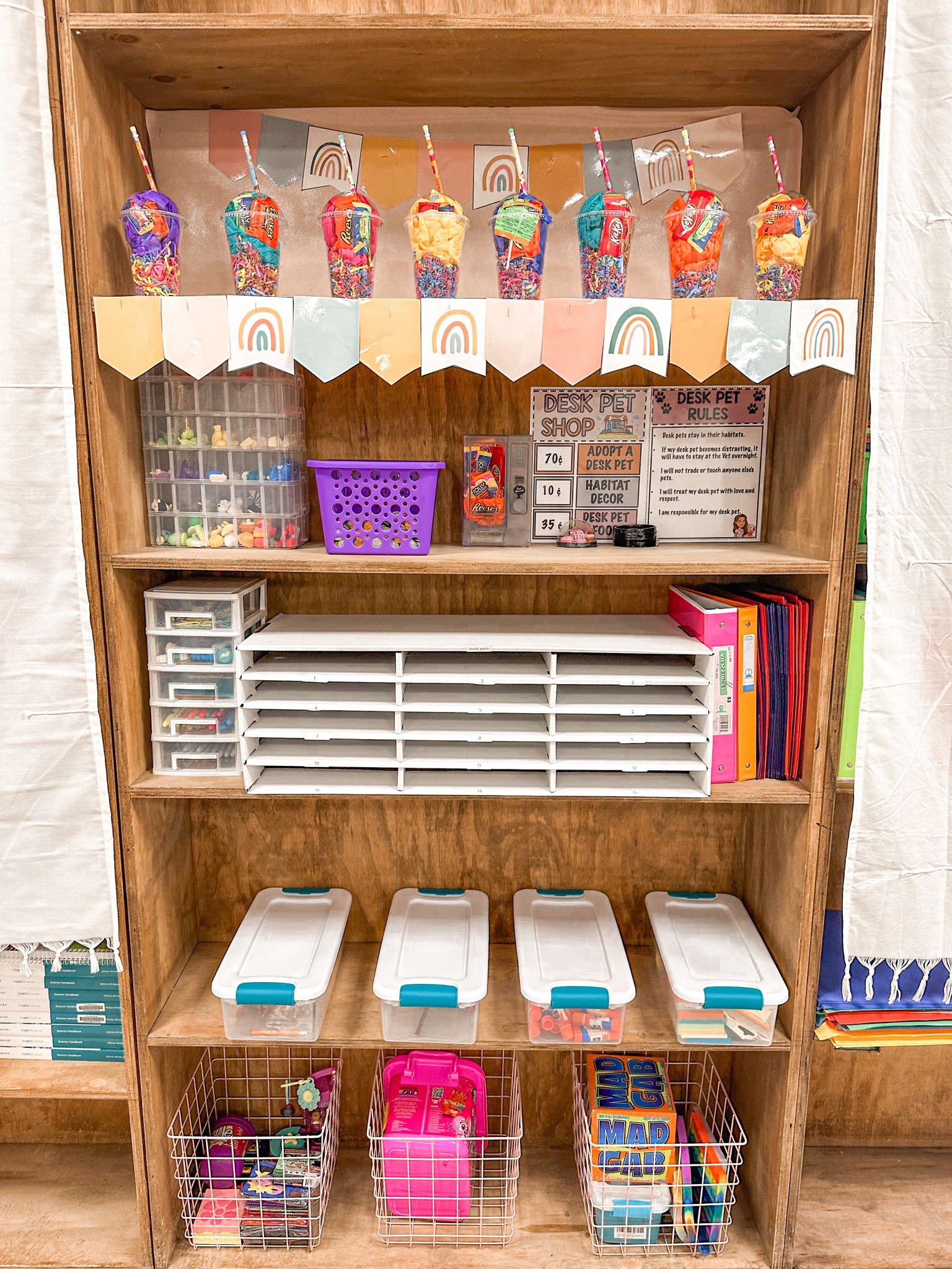 Classroom finds: desk lets, birthday treats, and turn in bin 💓

#LTKSeasonal #LTKBacktoSchool #LTKFind