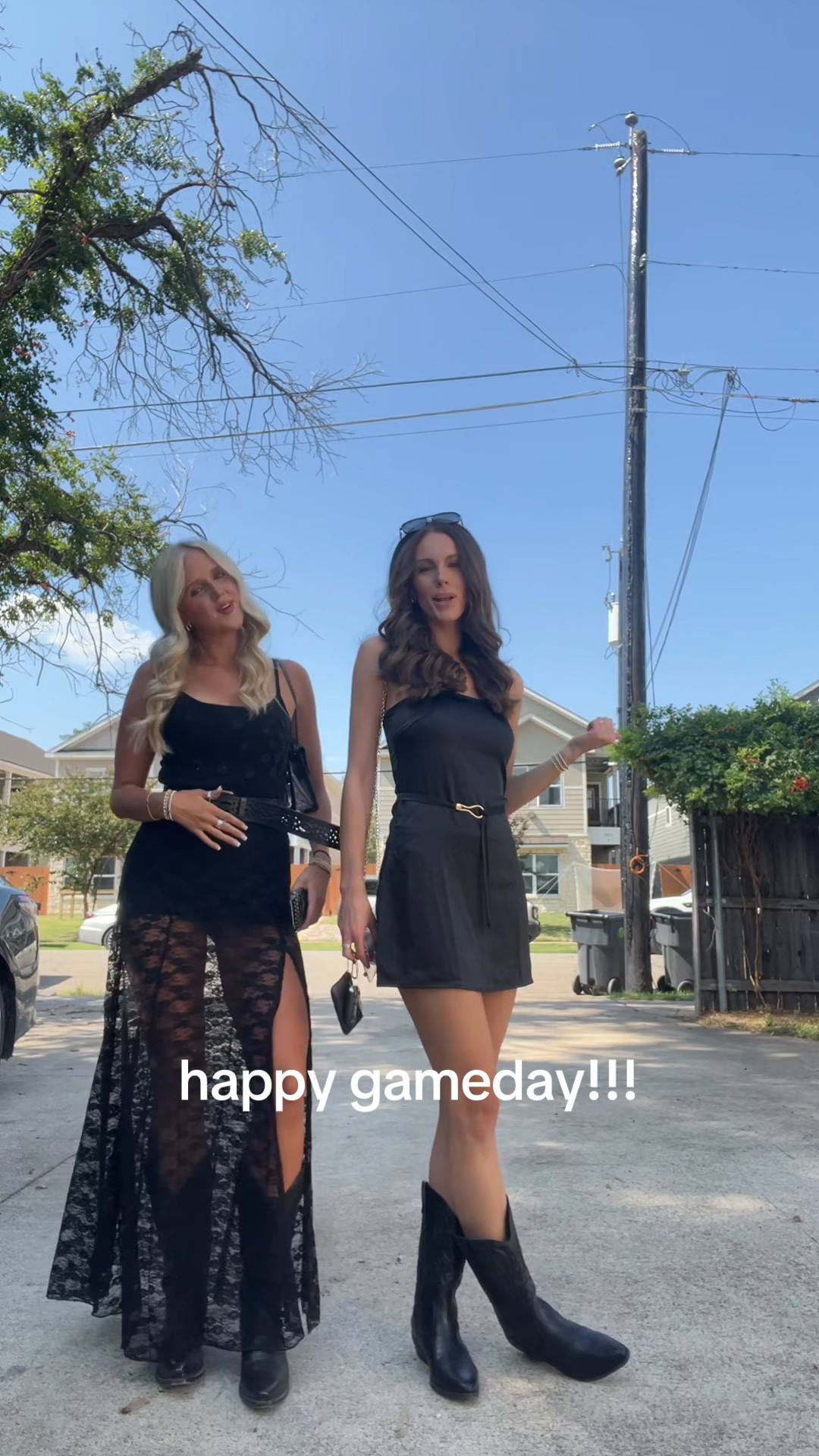 HAPPY BLACKOUT!!🖤🖤