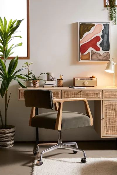 Edith Velvet Desk Chair | Urban Outfitters (US and RoW)