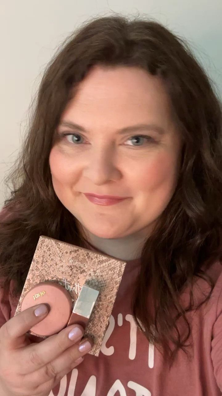 Get this girls night out makeup look 

#LTKbeauty