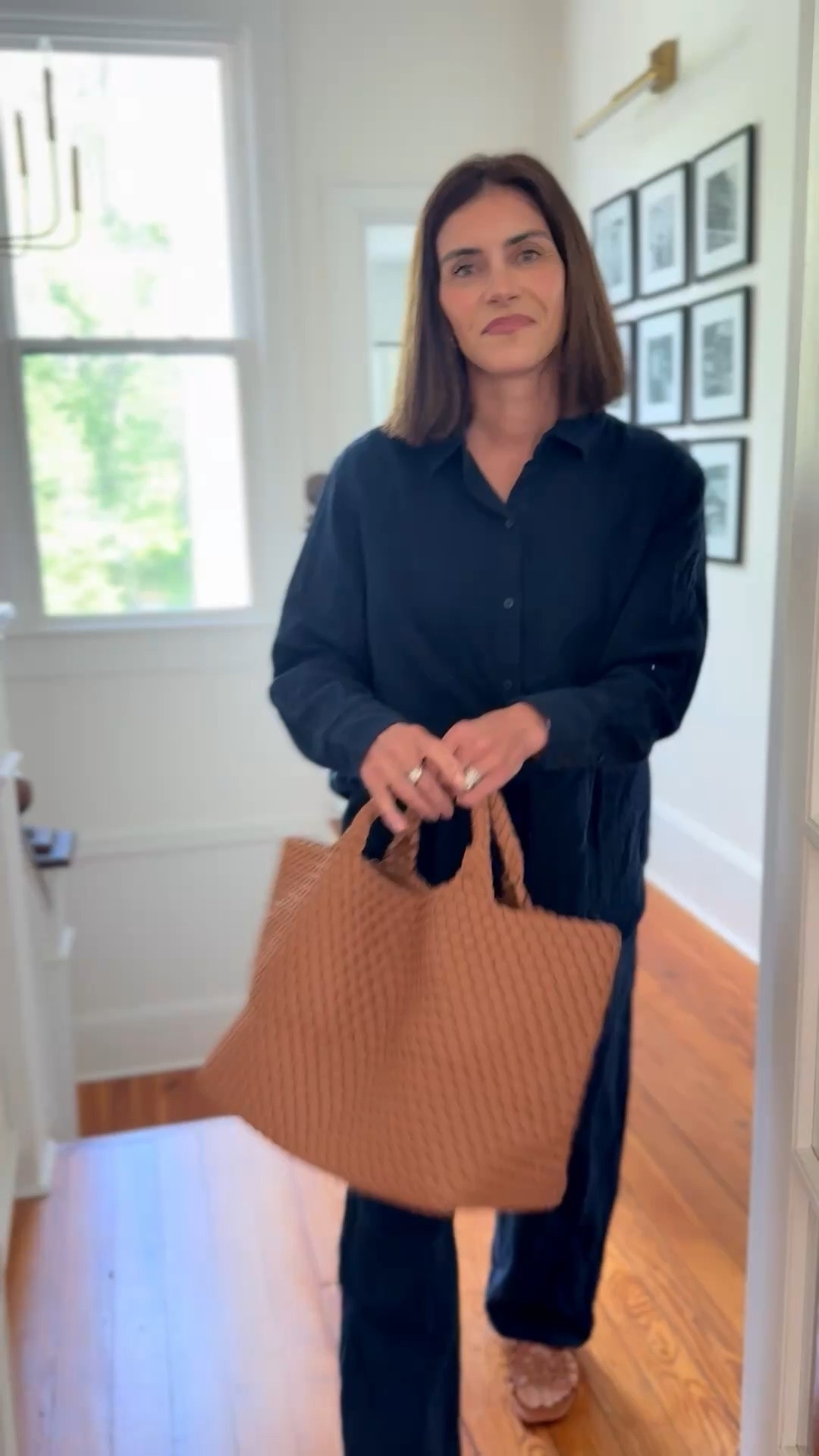 Aritzia sale, small in both

#LTKmomlife #LTKdayinmylife #LTKgrwm