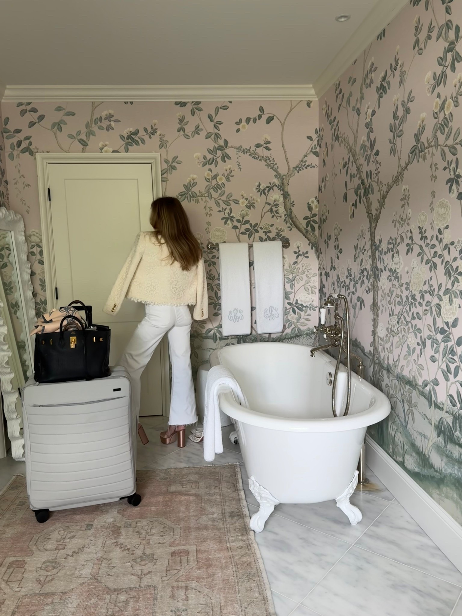 Travel outfit! The outfit I was wearing when I ran into Sofia Richie!  