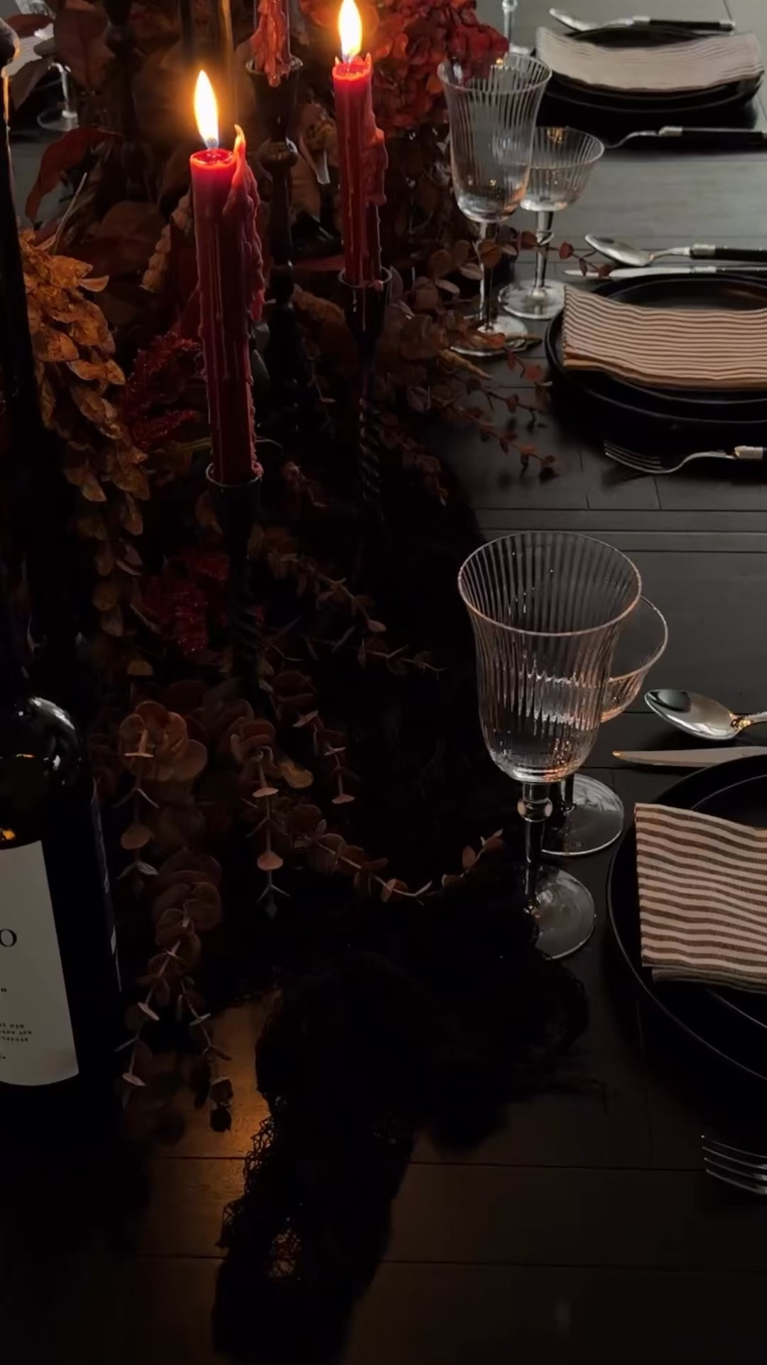 An elegant and chic Halloween tablescape…

#LTKdayinmylife #LTKHome #LTKSeasonal