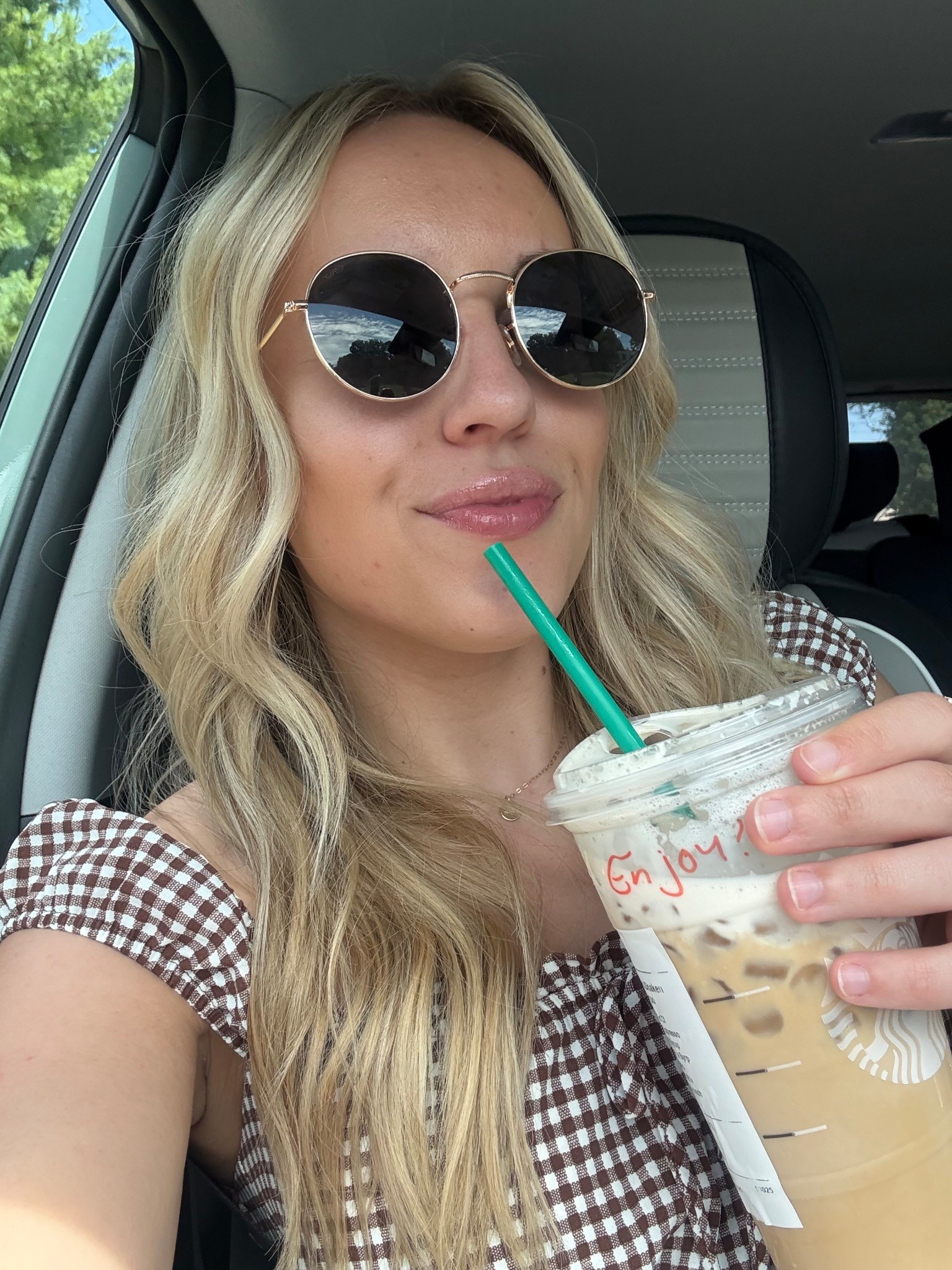 FAV sunglasses. Ray ban dupe 