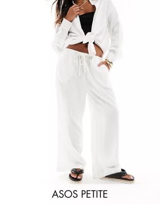 ASOS DESIGN Petite wide leg pull on trouser with linen in white | ASOS (Global)