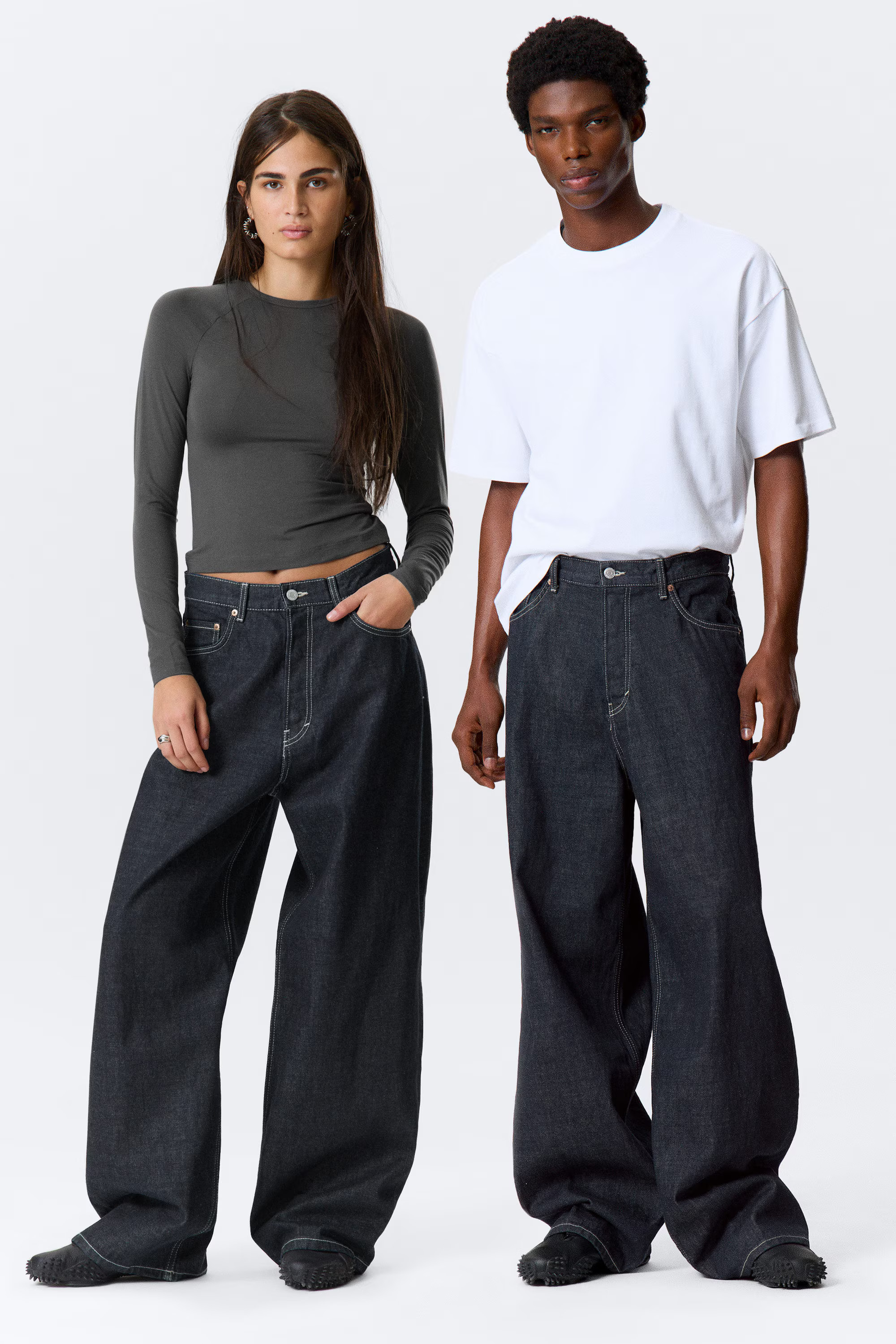 Astro Loose Baggy Leg Jeans | Weekday