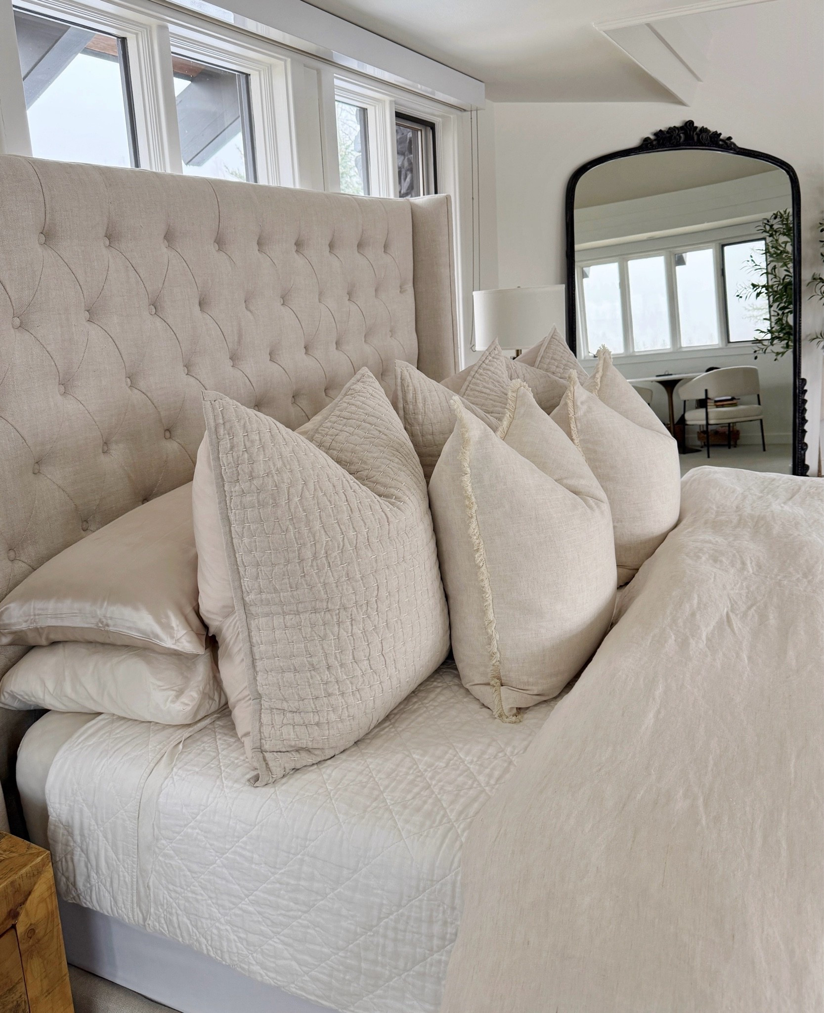 Non-toxic pillow and bedding 🛏️

Home decor
Neutral bedroom
Bed
Amazon

#LTKHome #LTKSeasonal