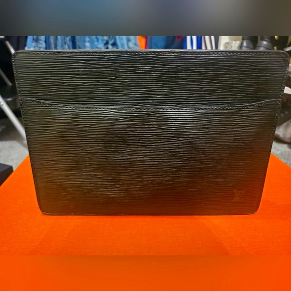 Louis Vuitton Epi Leather Toiletry | Poshmark