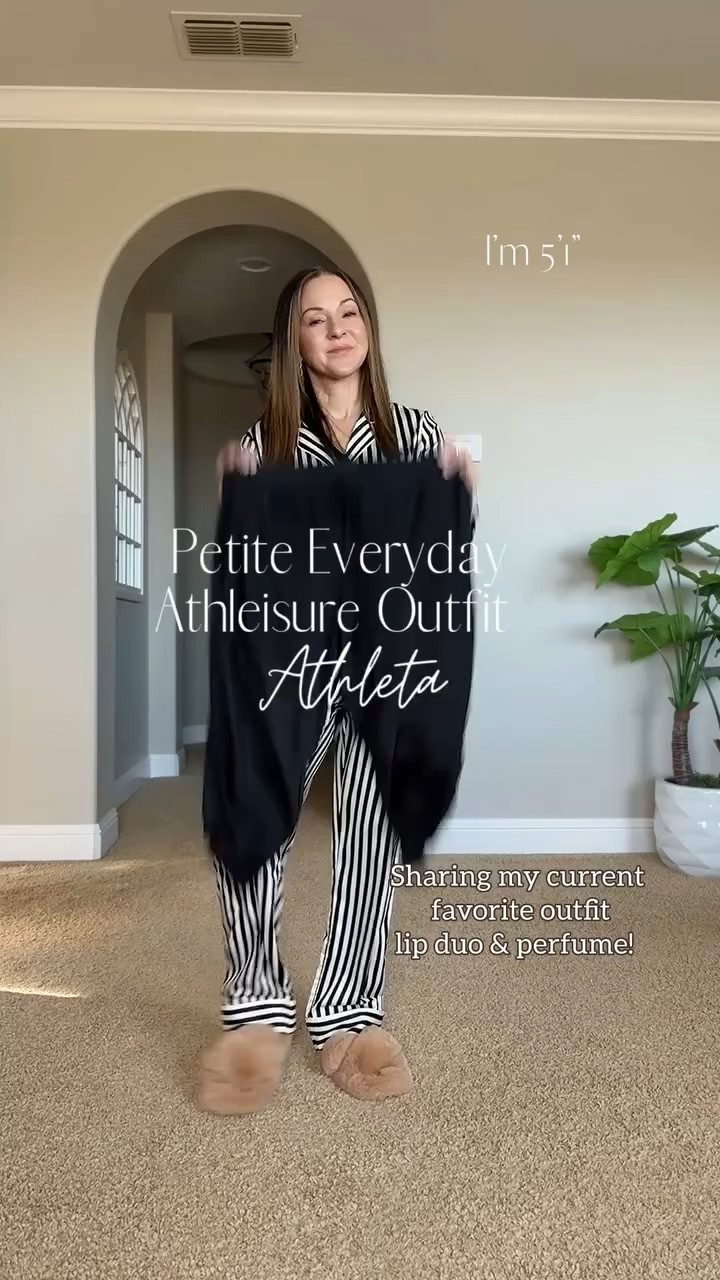 Petite Athleisure Outfit

My goto everyday athleisure outfit right now! Also linking my go to lip balm and perfume.
For Reference: I’m 5’1”, 111lbs
Joggers 0 short
Long sleeve tee XS
Bomber Jacket XS Petite
Sneakers go up TTS
Crossbody linked

Athleisure  athleta  petite  outfit inspo  athletic wear  casual comfy  joggers  winter outfit  favorites  fashion fav  fashion finds  everydayholly 

#LTKActive #LTKStyleTip #LTKWatchNow