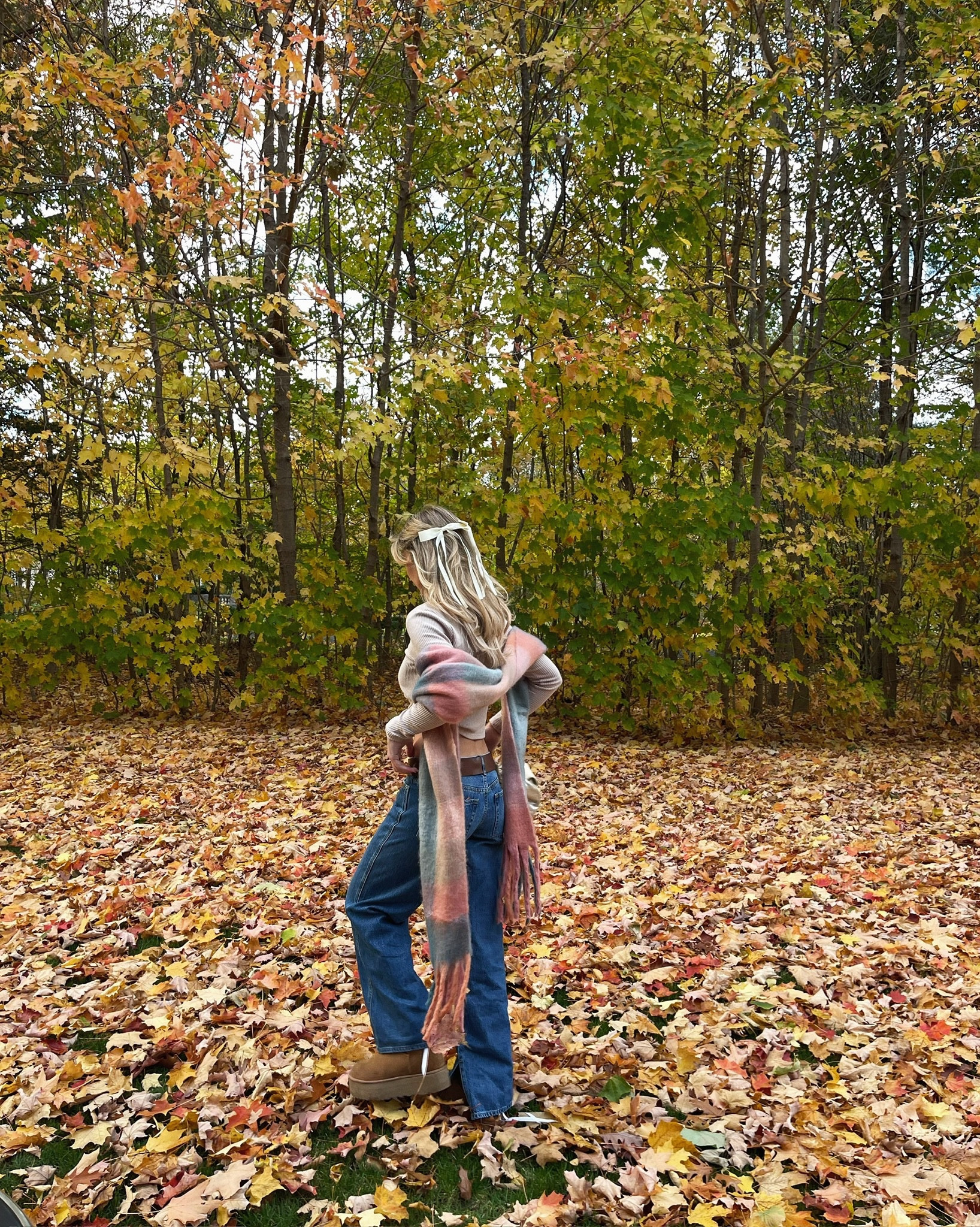 Fall fashion >>> you’ve got to get your hands on one of these chunky scarfs for this season. Such a great gift ideas too ;) 

Chunky scarfs - casual fall outfits - casual holiday fashion- Uggs - trendy fashion finds 

#LTKstyletip #LTKHoliday #LTKSeasonal