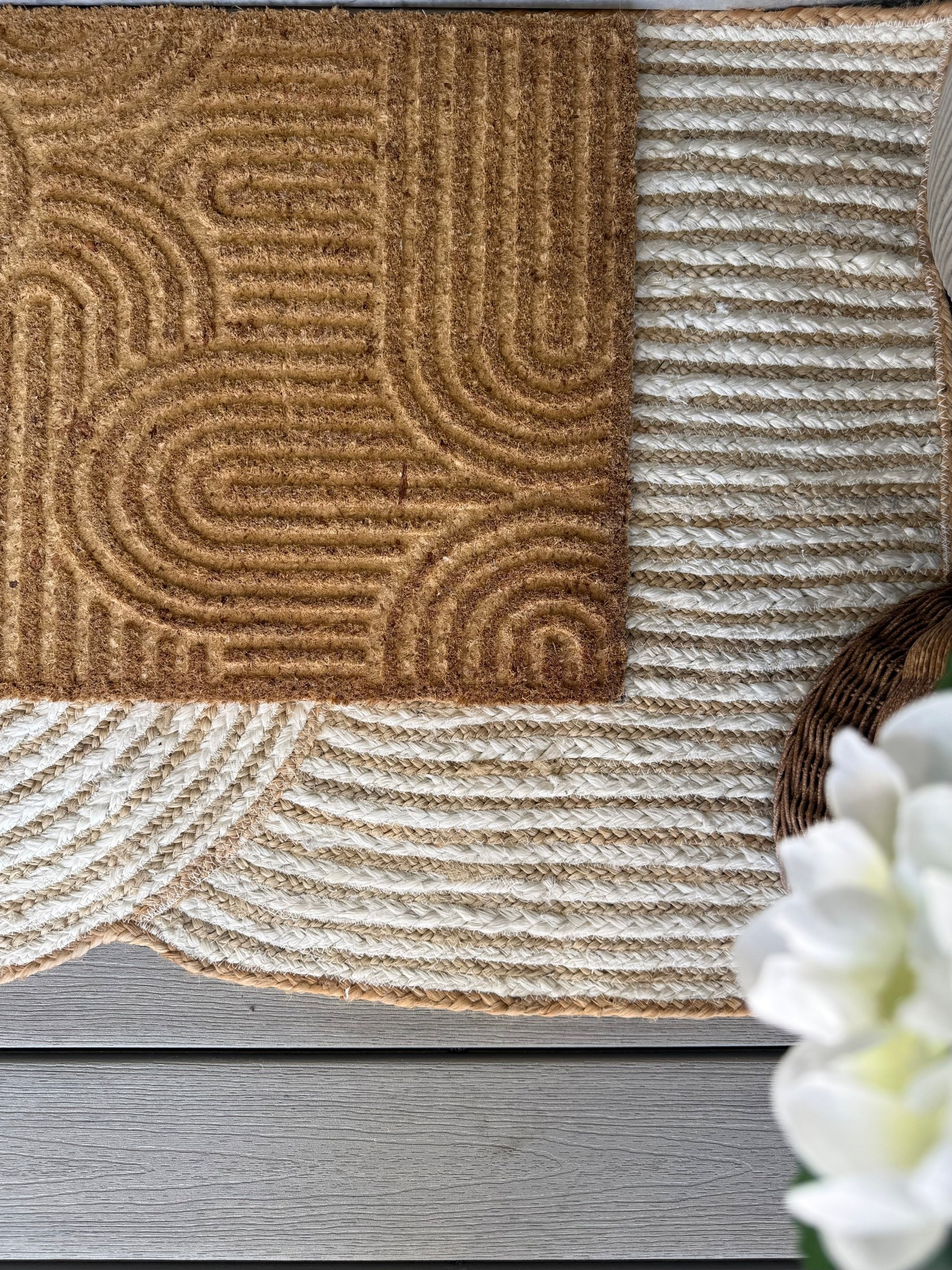 Love the geometric pattern on this doormat. A neutral look but make it interesting! 