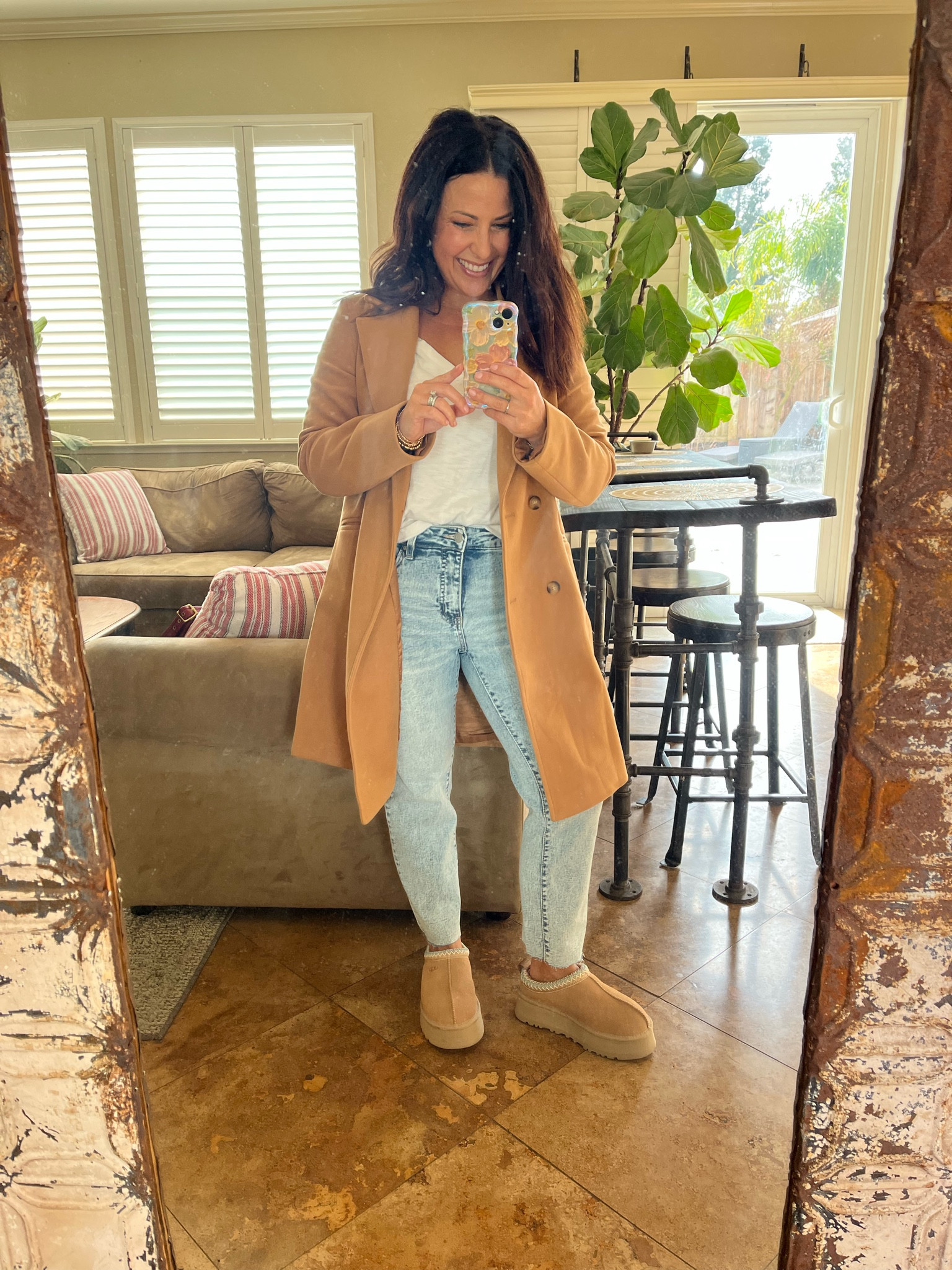 Petite ladies, I found another pair of jeans that check all the boxes. These are high rise, straight leg, 1% spandex, 25” inseam and functional pockets! Best part is they are under $22! They come in sizes 2-20. I am 5’2” and wearing size 4.

Petite jeans
Short length
Look for less
Mom jeans

#LTKFindsUnder50 #LTKStyleTip #LTKOver40