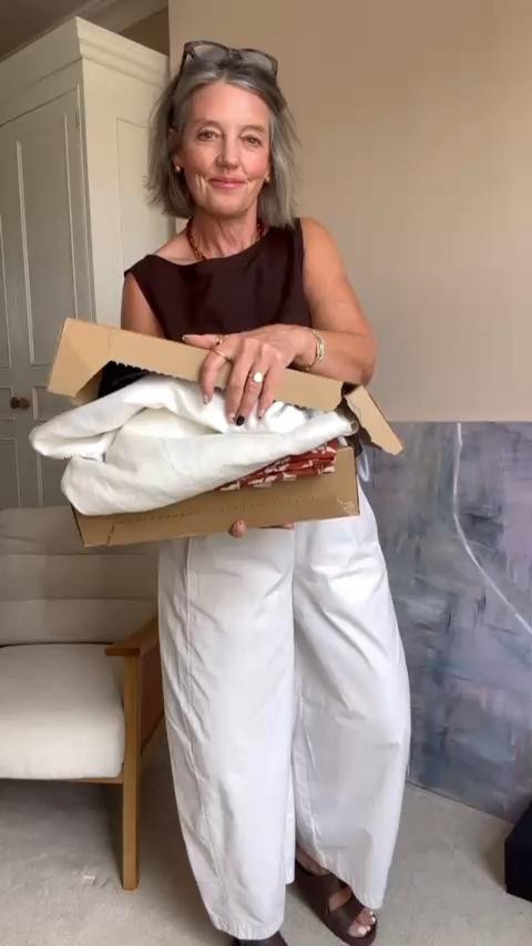 Zara try on haul! 
EMBROIDERED BANDEAU TOP size small, needed a medium 
ZW COLLECTION EMBROIDERED TOP size large
Embroidered Culottes size large 
100% LINEN TUNIC DRESS size medium 
100% LINEN BLOUSE WITH POCKET ZW COLLECTION size small
ZW COLLECTION 100% LINEN SKIRT size large
I’m wearing my Uniqlo top and cos trousers linked 





Holiday outfit, summer neutrals, white linen, vacation outfit ideas, matching set, Zara finds, casual outfit ideas, comfy holiday outfit, midi dress 

 

#LTKstyletip #LTKuk #LTKsummer