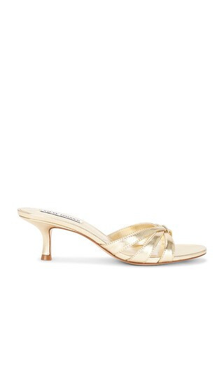 Steve Madden Cary Sandal in Metallic Gold. - size 8.5 | Revolve Clothing (Global)